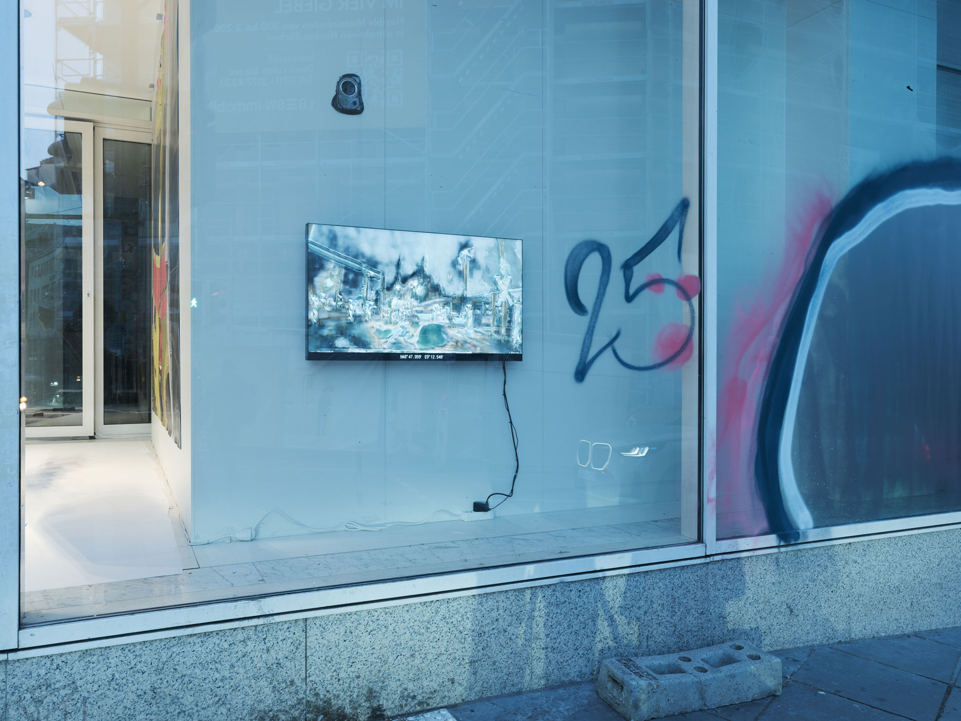 Exhibition view showing sculptural works from Post Motor City S, Galeria, 2025